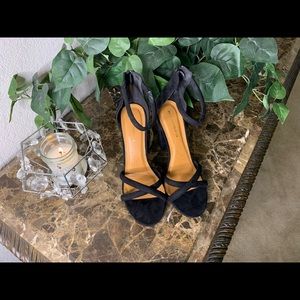 🔥 Hot Buy 🔥 Woman Classy Platform Heels. Size:10